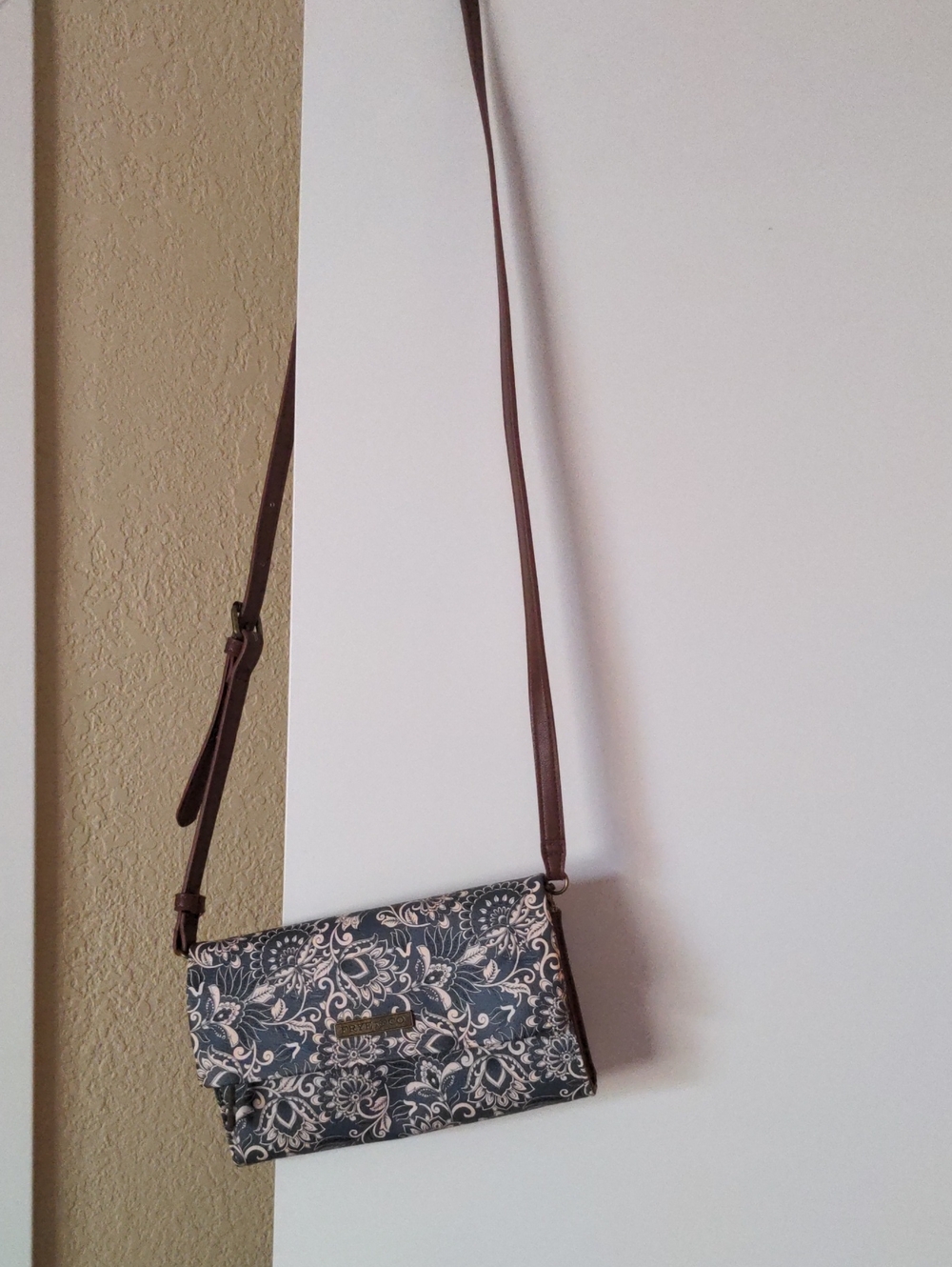 Floral Crossbody Wallet — Blue and White